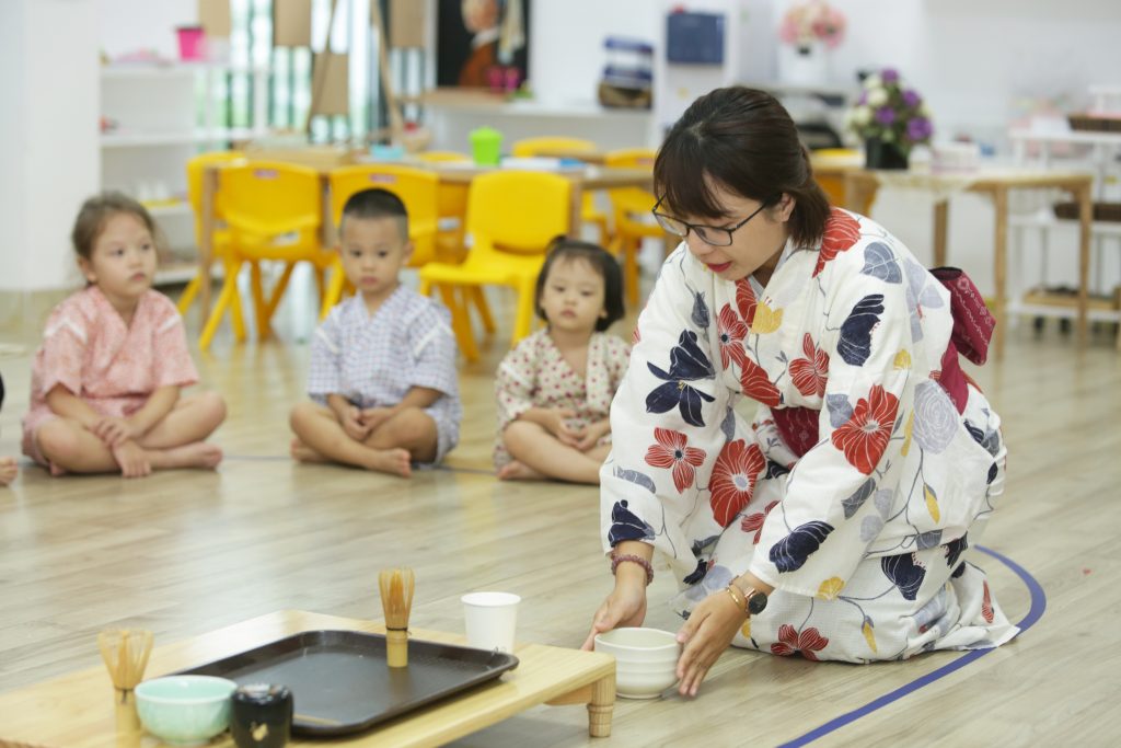 Phát triển kỹ năng sống toàn diện với chương trình Văn hóa Nhật độc quyền tại Sakura Montessori
