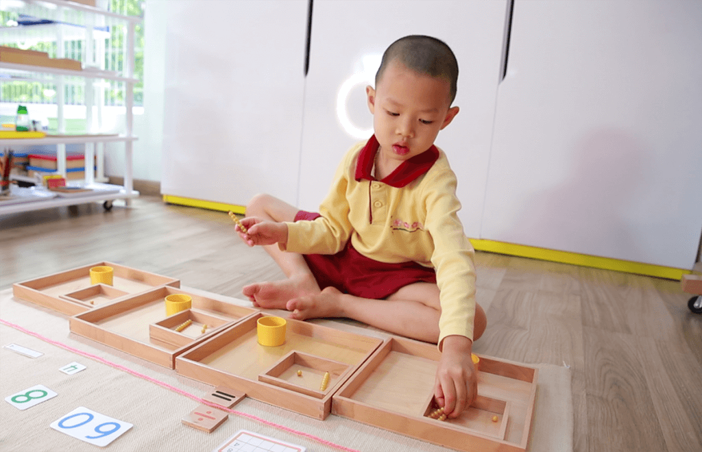 Toán Montessori chuẩn quốc tế giúp trẻ phát triển tư duy ưu việt như thế nào?