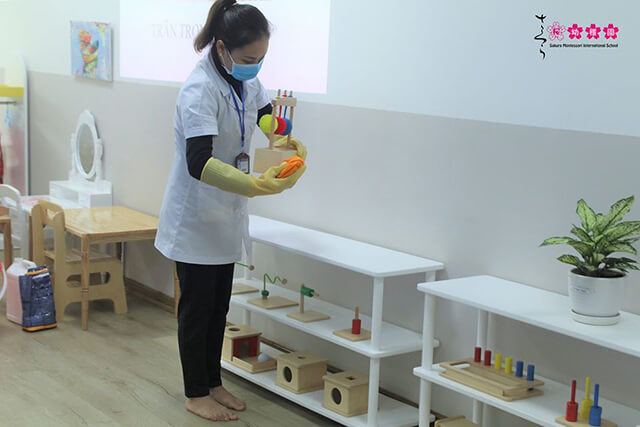 Sakura Montessori đẩy mạnh công tác tổng vệ sinh, khử khuẩn toàn trường 6